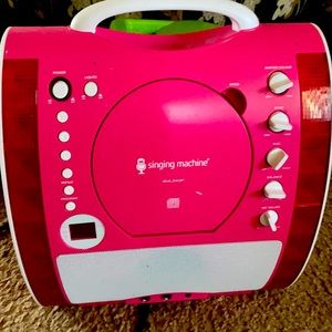 Caraoke for girls in good condition singing Machine